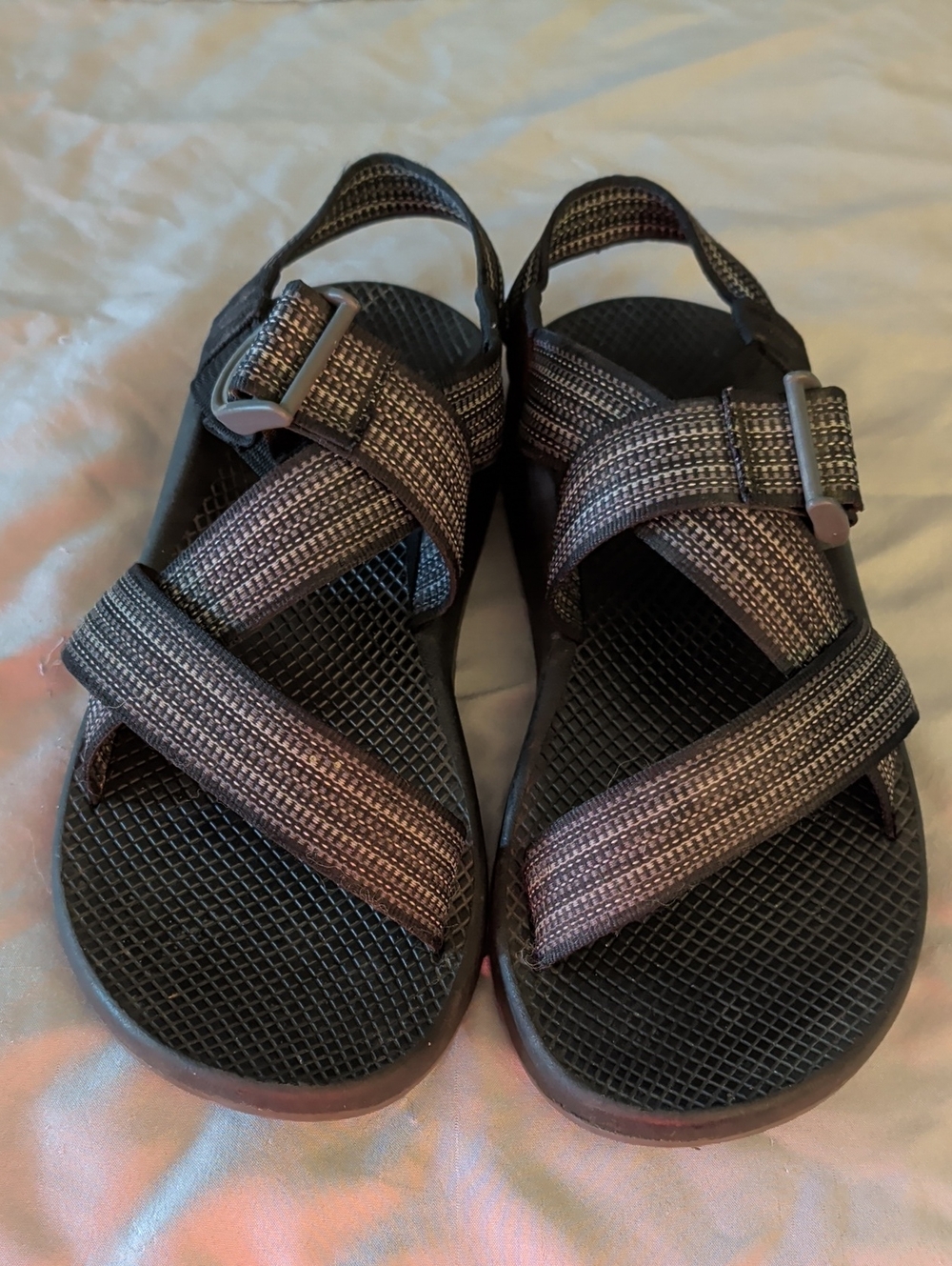 Men's Casual Black and Gray Strapped Sandals